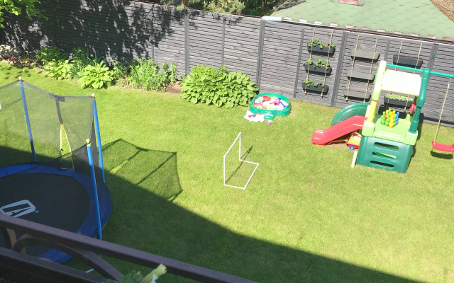 Апартаменты с 3 спальнями в частном доме