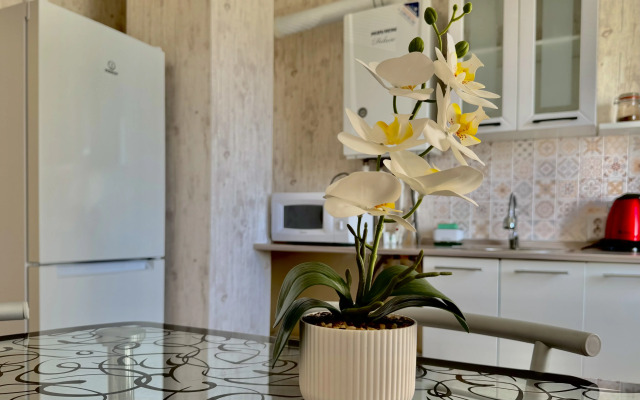 Na Kommunarov Flat