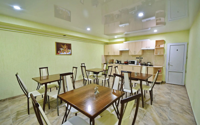 Diva Plaza Hotel