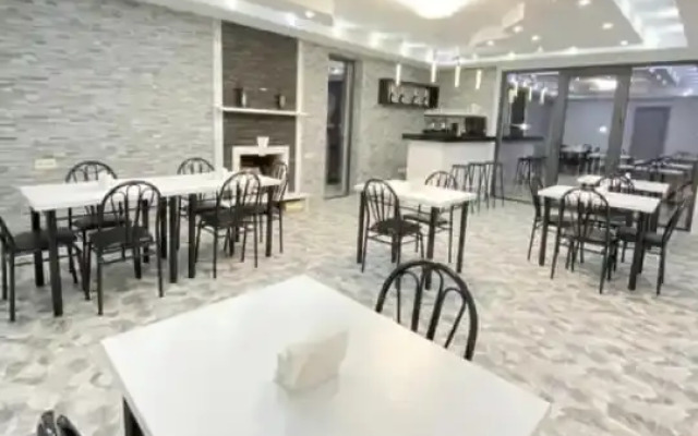 Besami Hotel