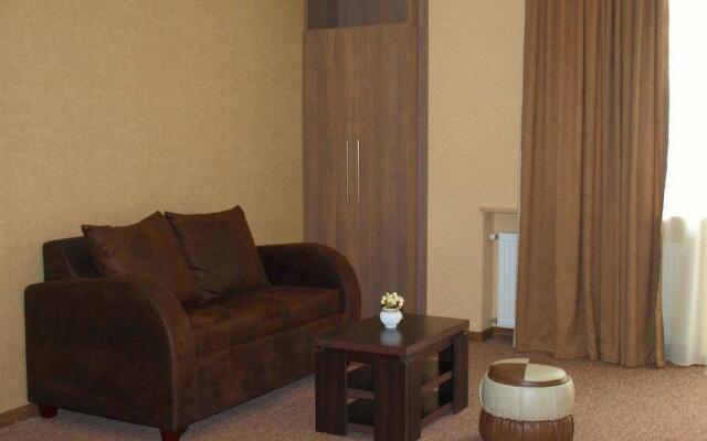 Liel Hotel