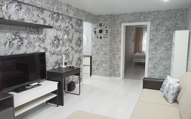 Квартира Двухкомнатная Квартира у НИЦ ИТАЛМАС