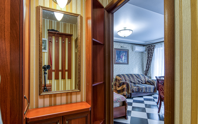 Апартаменты Квартира на Островского