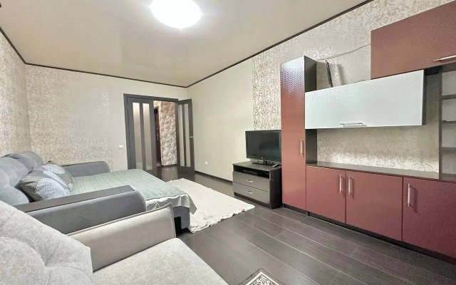 Komfort Ryadom s Zh/D Vokzalom Flat