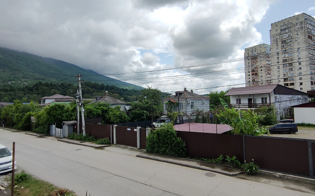 Roksana Guest House
