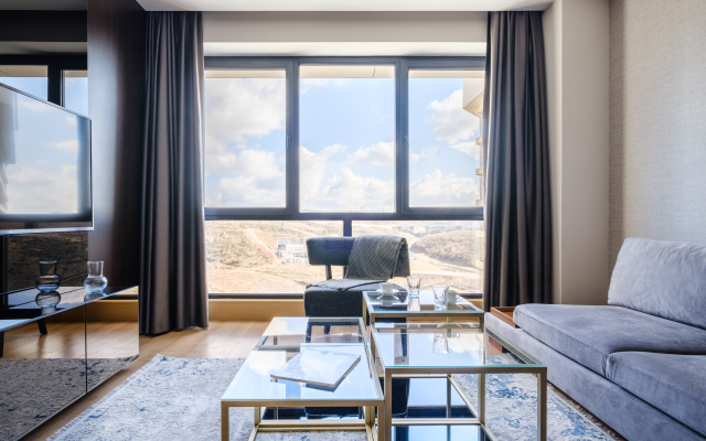 Grand Residence by NewInn Apartments