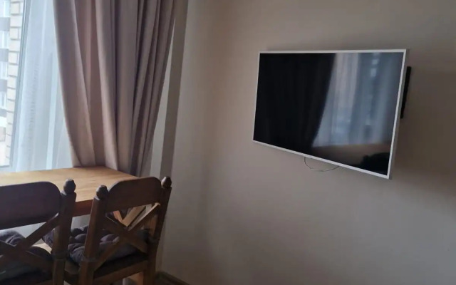 Sovremennaya Udobnaya V Tsentre Flat