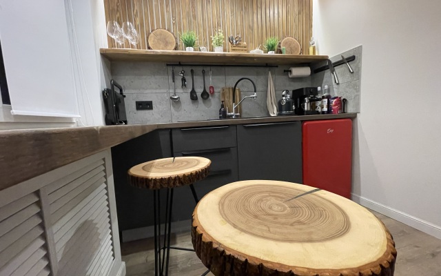 Квартира видовая дизайнерская 2х-комнатная в стиле Лофт