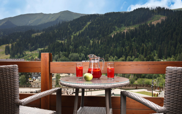 AXIS MIRROS Arkhyz Hotel