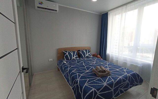 2 Na Bekhtereva 2B Flat