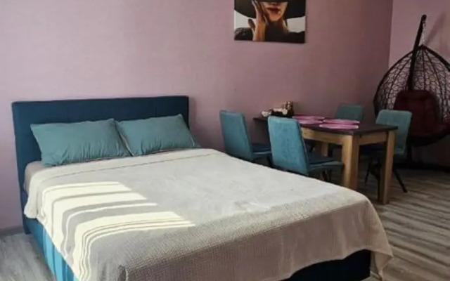 Квартира eвpoдвушкa в жилом комплексe "Кpаснoe яблокo"