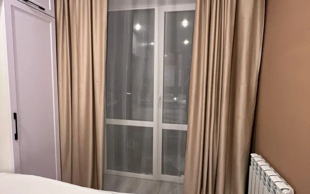 Studiya na Shakhterov 46/1- 42-1 Apartments