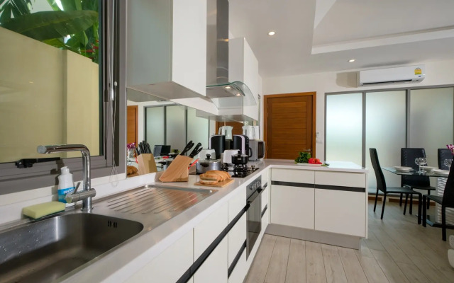Raja 4BR Private Pool Villa