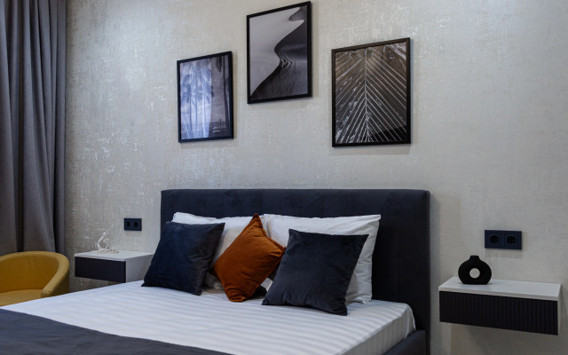 Квартира на Владимира Жириновского 7 (Диамант)