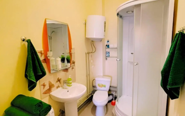 Orange na Mamayke Flat