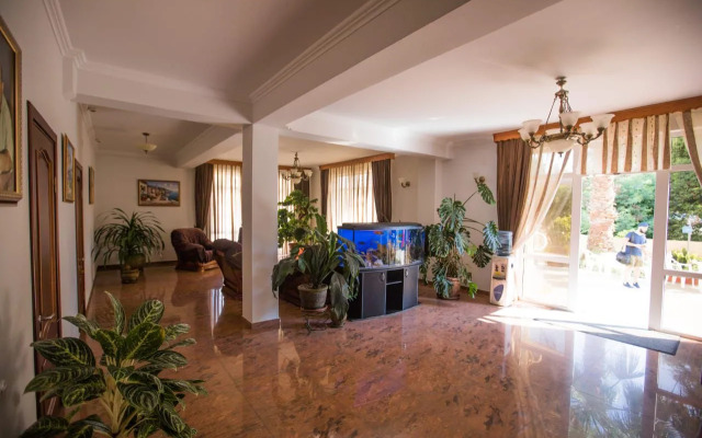Edem-2 Hotel