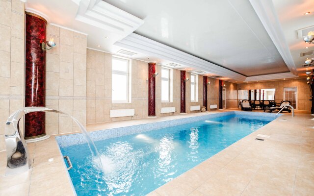 Derevnya Yusupovo S Basseynom I Saunoy Private House