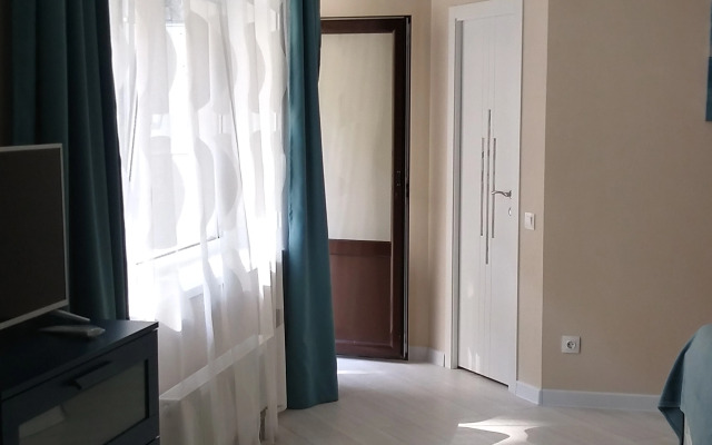 Bolshaya Studiya Flat
