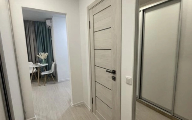 Квартира Уютная студия в новом доме Ленинградская 9В