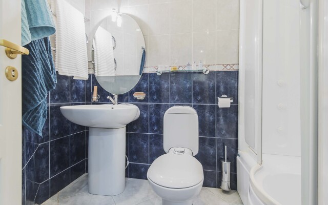 Квартира GM Apartments Дизайнерские 4-х комнатные у метро