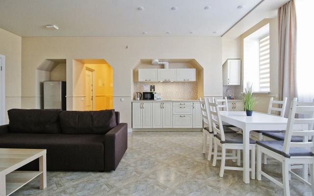 Апартаменты 3-к АрендаСервис на Комсомольском