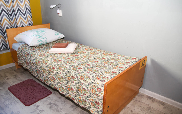 Parking Hostel