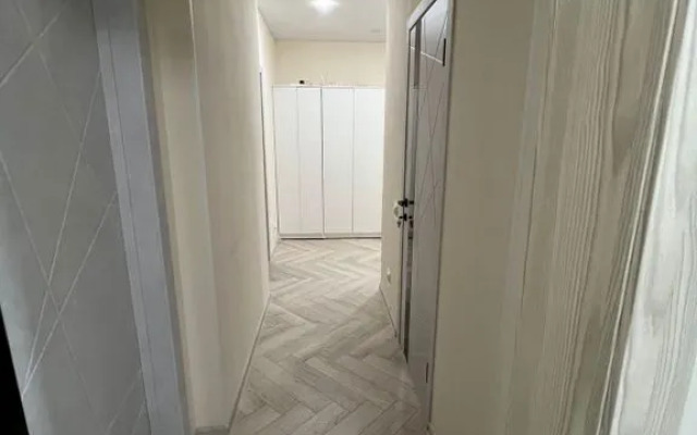 Квартира 2-комнатная квартира на улице Александра Курынова 4