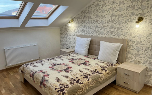 Апартаменты 245 Мира 44 лит 2