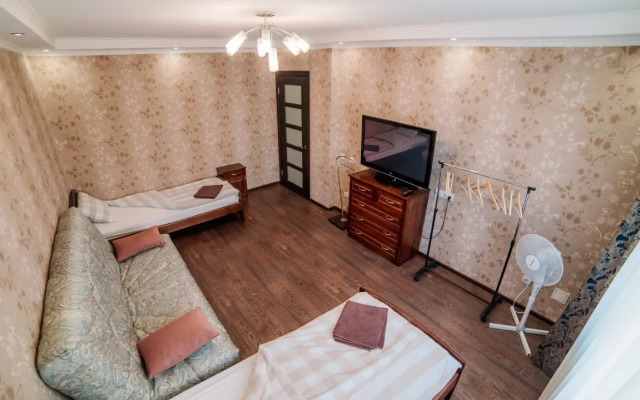 2-room apartment in the center of Semeynaya