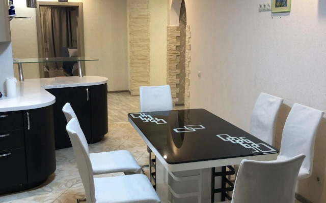 Квартира 4-к. , 100 м², 6 Кроватей