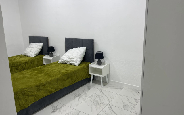 Apartments AK Apelsin 2