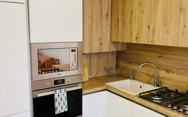 Апартаменты на Лазаревской 9