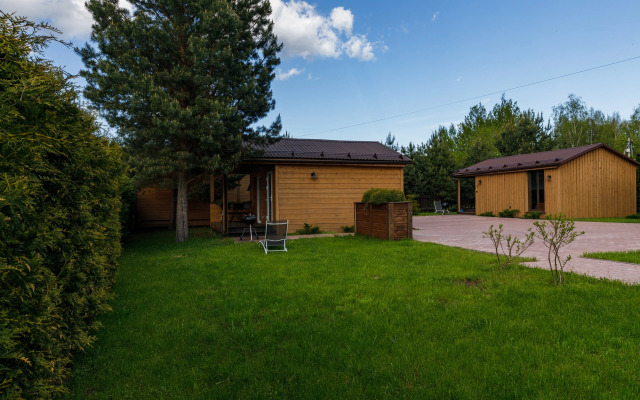 Na Lugovom 35m u reki v centre Zvenigorodava Private House