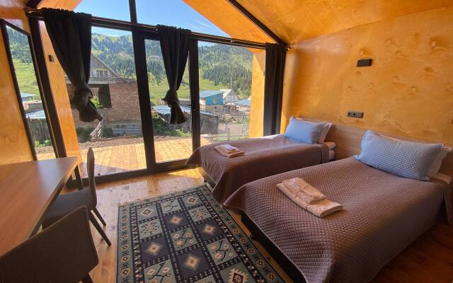 Peak Lodge Living Quarters