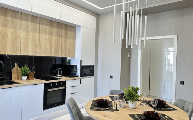 Апартаменты 2-х комнатные KranzDeluxe Резиденция у моря