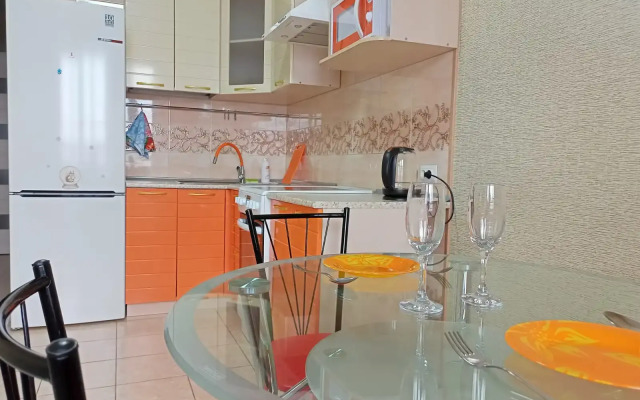 Kirova 120a Oranzhevaya Kvartira Flat