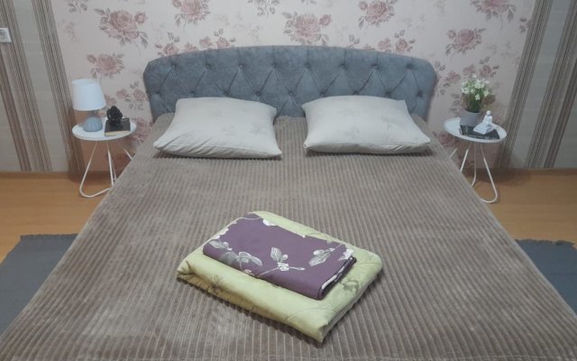 Uyutnye Trekhkomnatnye Apartments