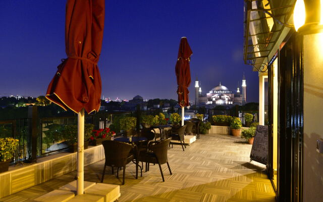 Agora Life Hotel