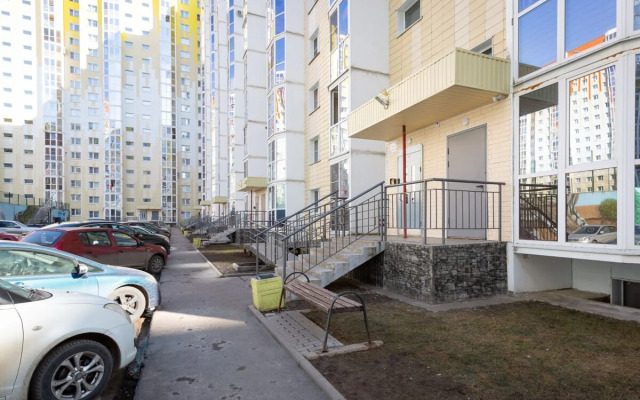 Квартира Life Apartments