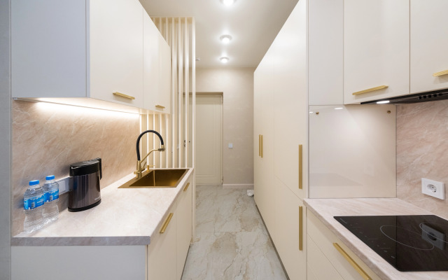 Oazis Stilya V Marine Garden Zhdet Svoyego Tsenitelya Flat