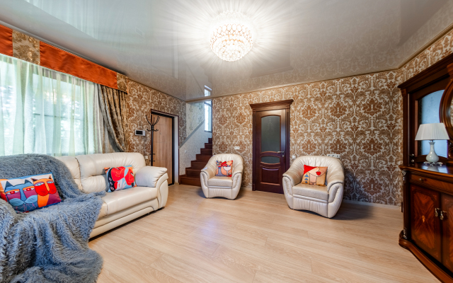 Uyutny dom u morya Private home