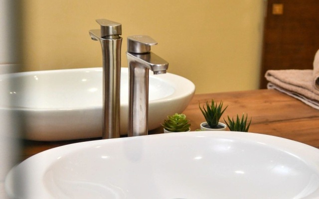 Квартира уютная возле Краевой Больницы в туристическом центре города