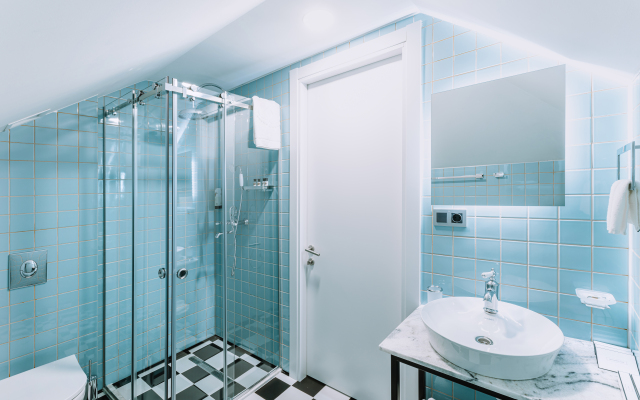 Hotel Twenties Tbilisi - Stay & Dine