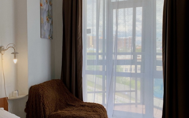 Апартаменты 61 на Феофанова