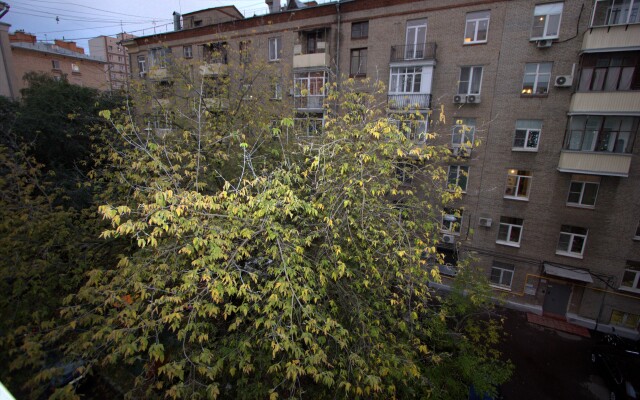 Na Tverskoy Flat