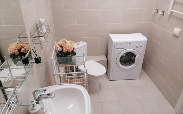 Квартира на Азина 25