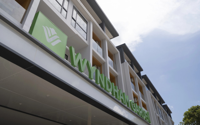 Beachfront 1501 2BR at Wyndham Naithon Phuket Apartments