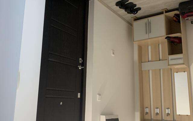 1-Komn Na 203 Mkr Korpus 21 Apartments
