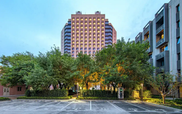 Апарт-отель CM+ Serviced Apartment Beijing Huashang