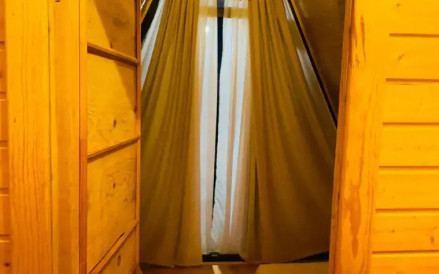 Rakushki's house 2 Chalet